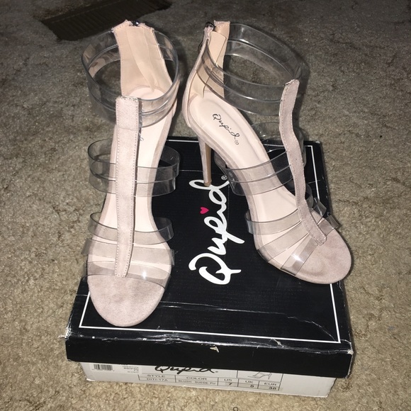 ❌SOLD❌Clear Strap Heels - Picture 5 of 8